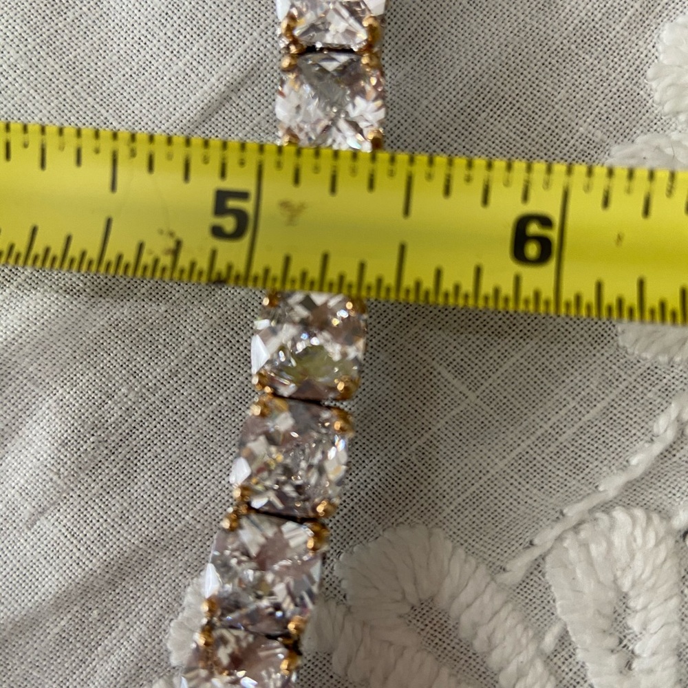 Chunky Rhinestone Bracelet - Picture 6 of 8